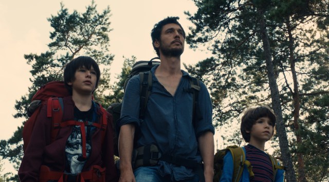 into-the-forest-dans-la-foret-gilles-marchand-jeemie-elkaim-timothe-vom-dorp-theo-van-de-voorde